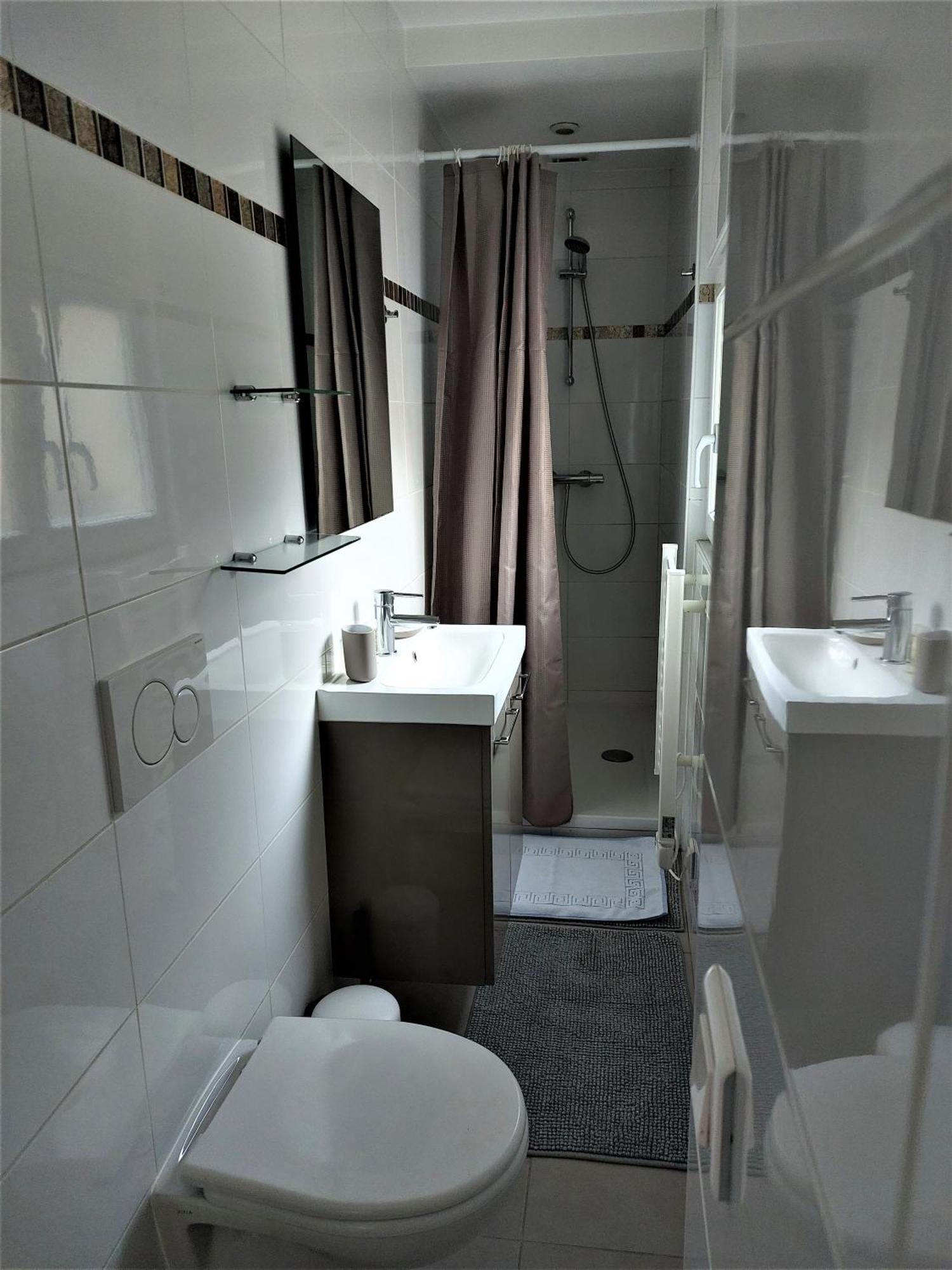 Residence Hotel Les Josephines Rueil-Malmaison Exteriör bild